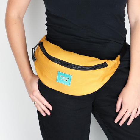 Spółka Zoo Design Pojemna materiałowa torba saszetka nerka Kolor musztardowy